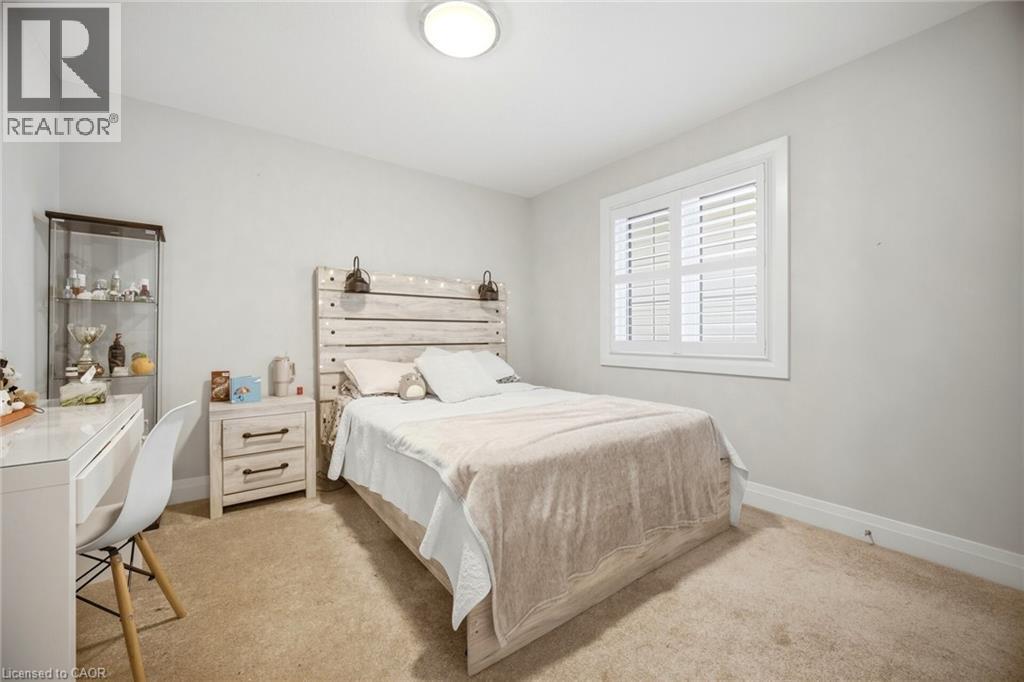 127 Monarch Woods Drive, Kitchener, Ontario  N2P 2Y9 - Photo 32 - 40840557