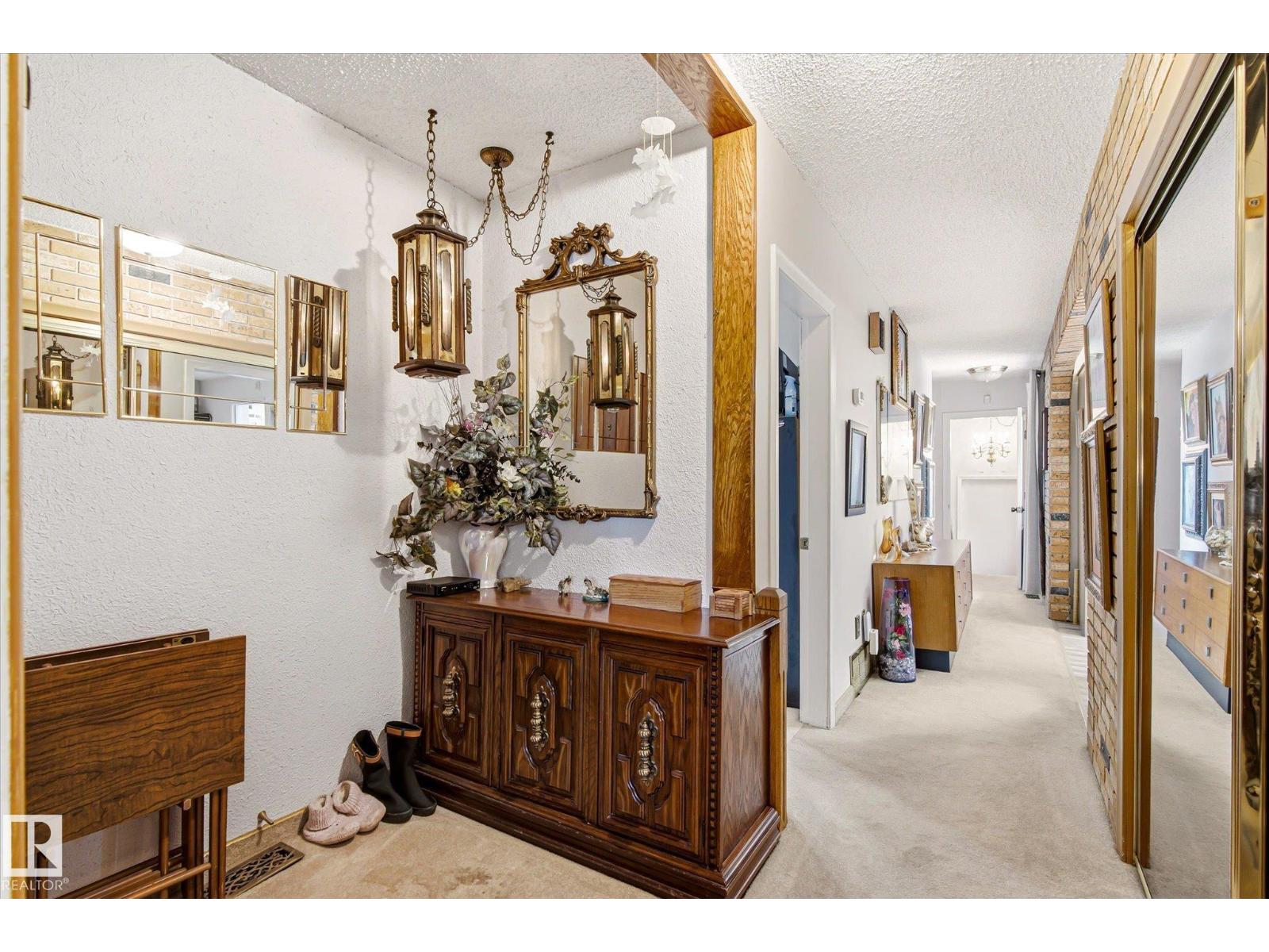 9747 67 Av Nw, Edmonton, Alberta  T6E 0P1 - Photo 21 - E4494012