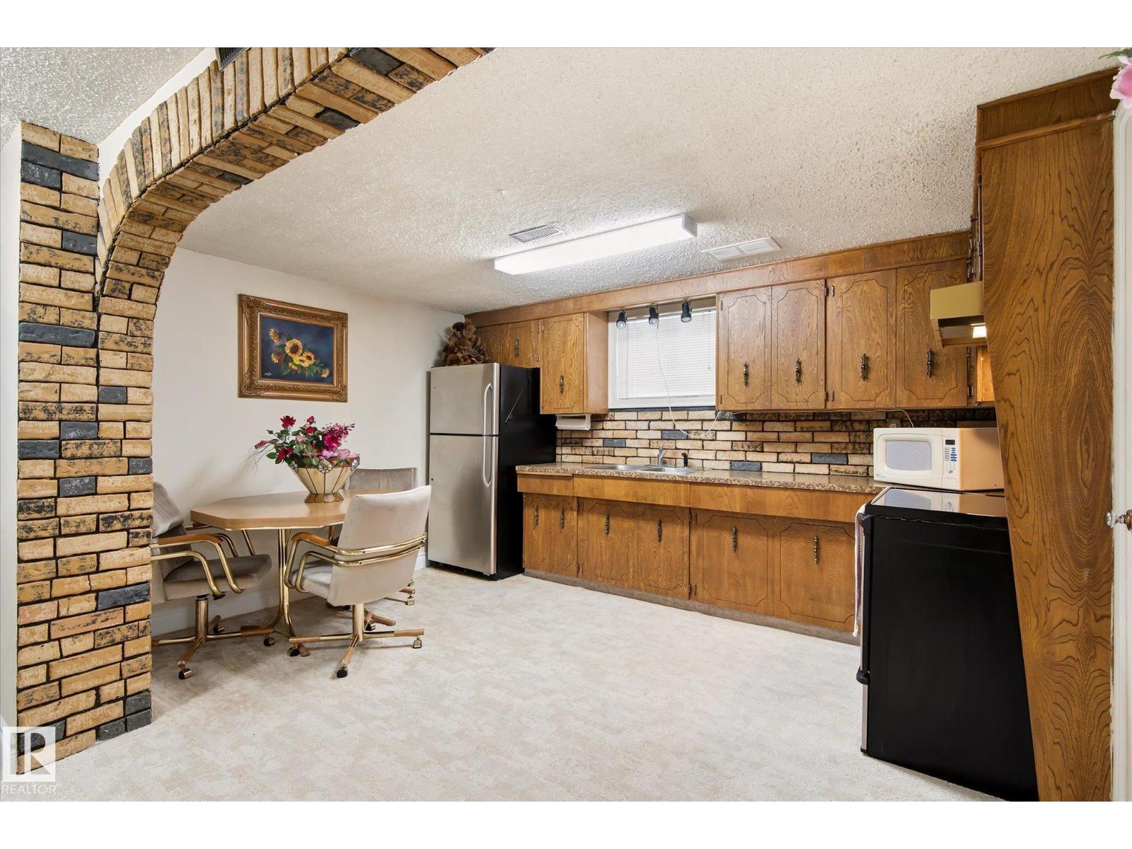 9747 67 Av Nw, Edmonton, Alberta  T6E 0P1 - Photo 36 - E4494012