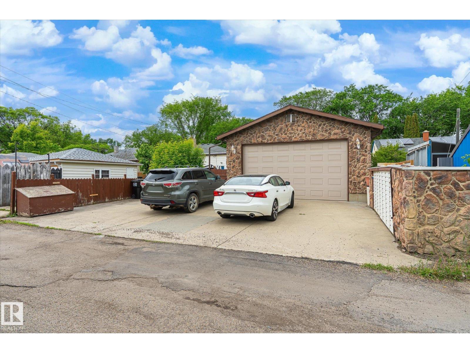 9747 67 Av Nw, Edmonton, Alberta  T6E 0P1 - Photo 50 - E4494012