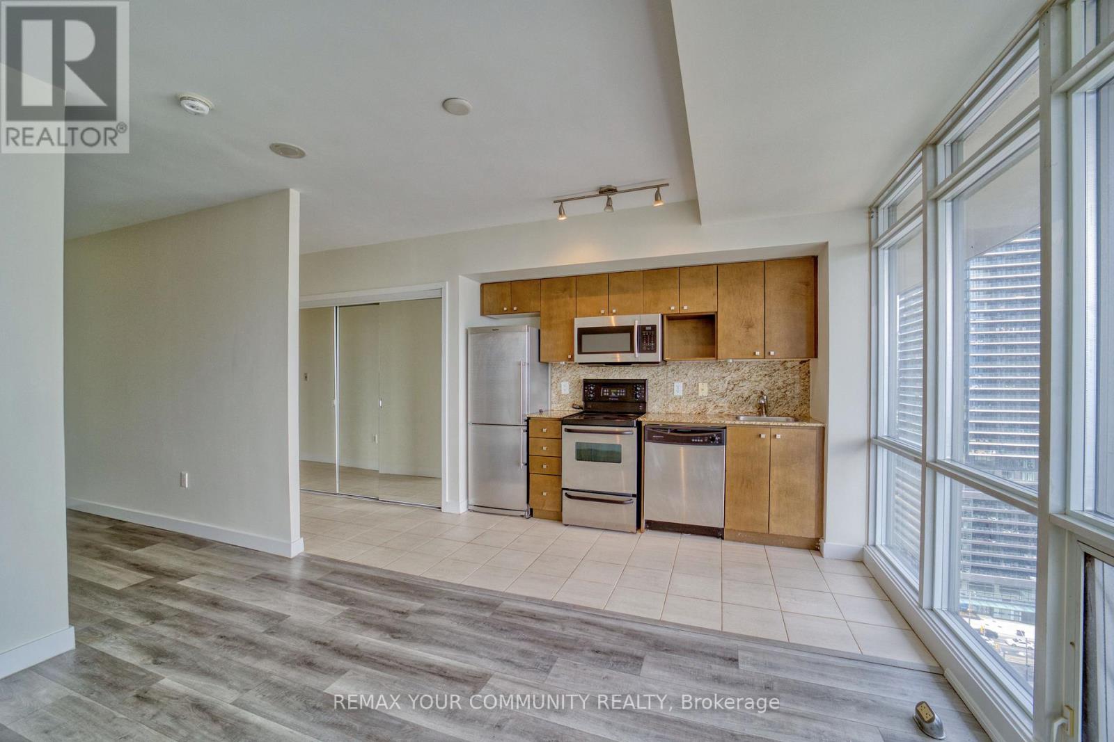 2809 - 11 Brunel Court, Toronto, Ontario  M5V 3Y3 - Photo 23 - C13453768