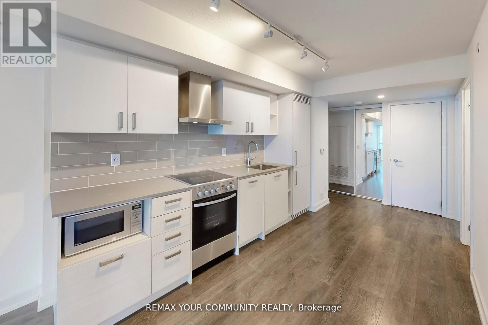 1005 - 125 Redpath Avenue, Toronto, Ontario  M4P 1J5 - Photo 13 - C13453770