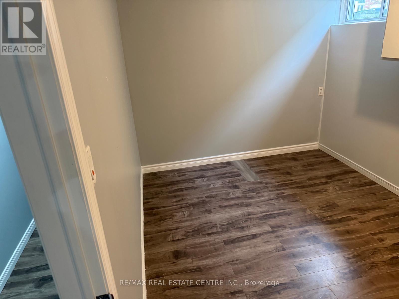 33 Prouse Drive, Brampton, Ontario  L6V 3A3 - Photo 10 - W13427356