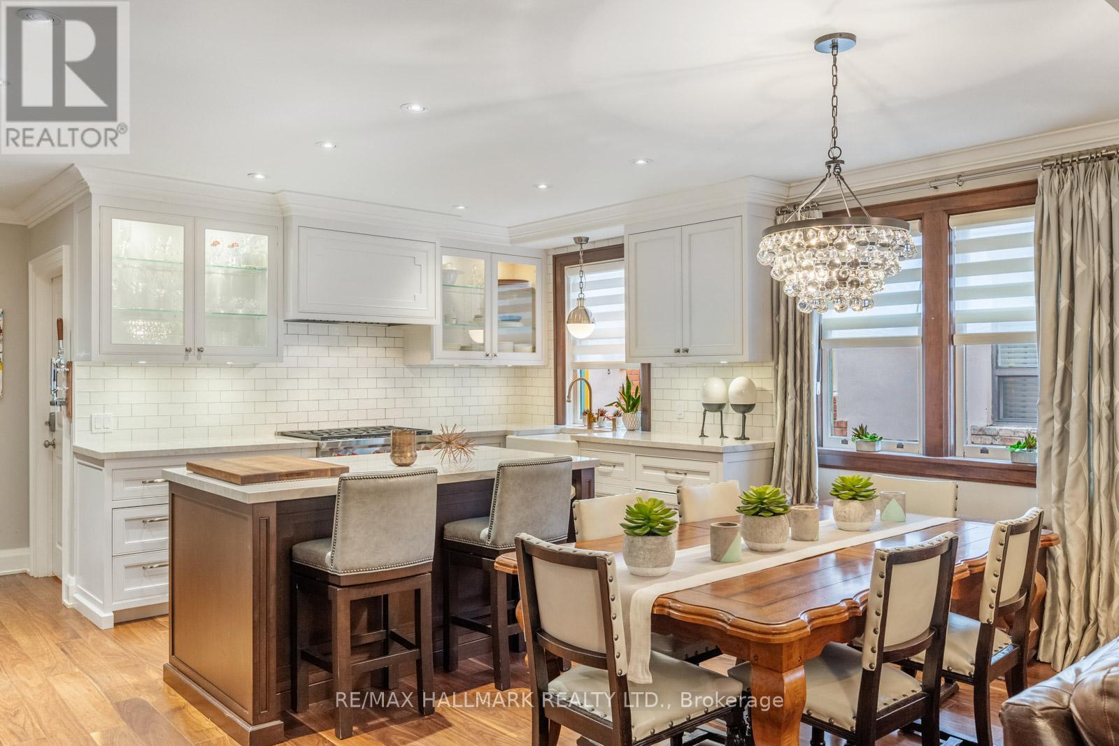 Main - 24 Hammersmith Avenue, Toronto, Ontario M4E 2W4 - Photo 13 - E13453736