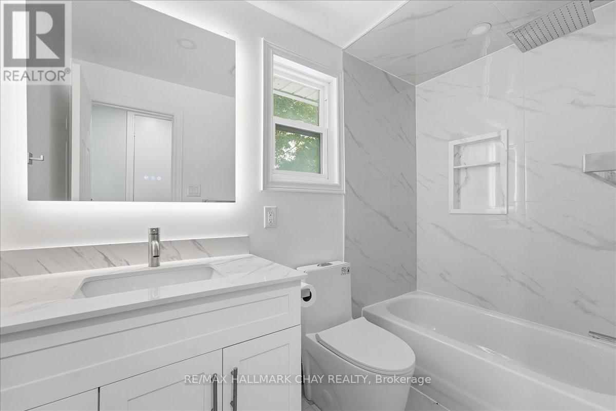 2022 St. Johns Street, Innisfil, Ontario  L9S 1V4 - Photo 13 - N13453752