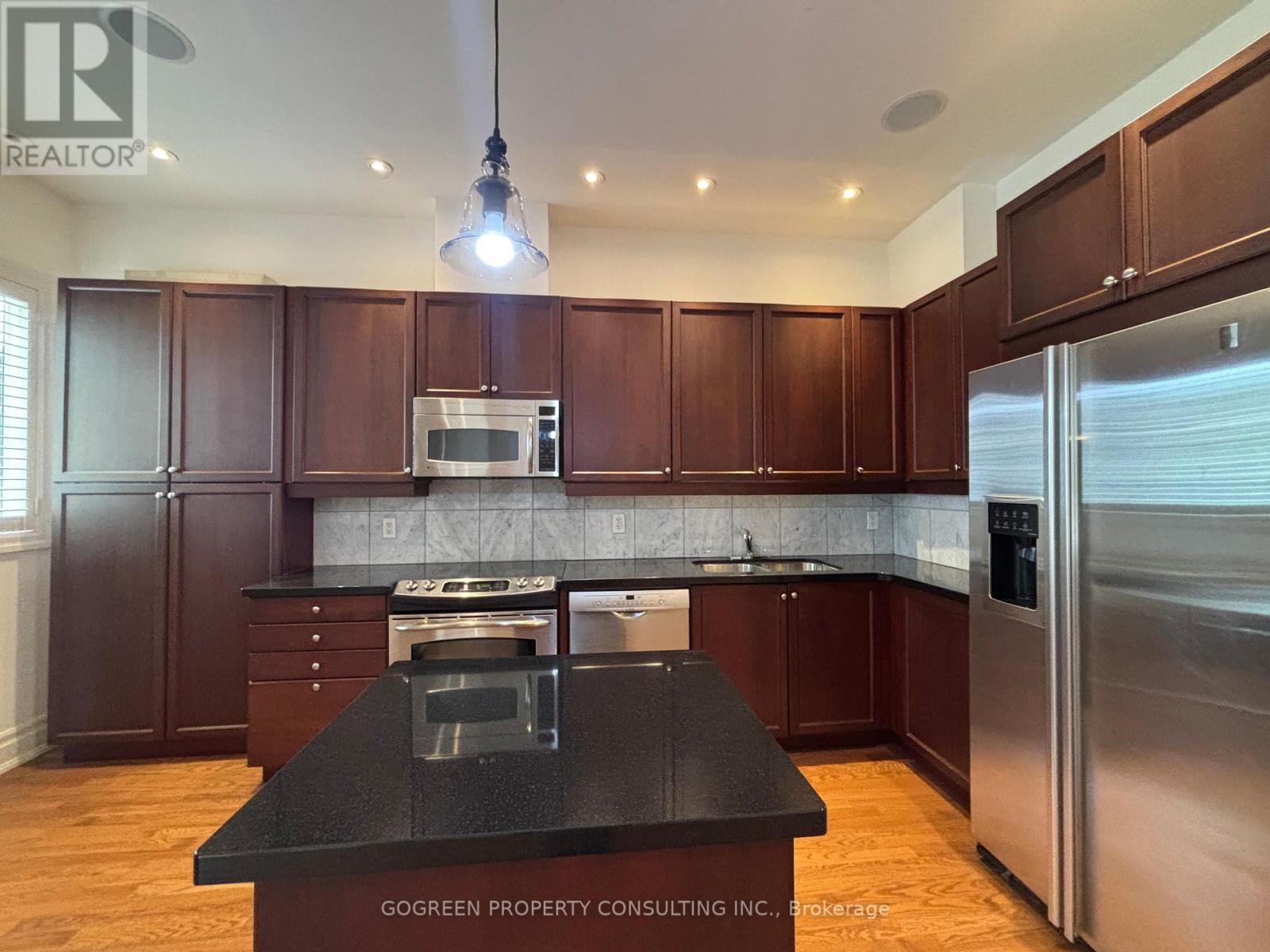 102 - 45 York Mills Road, Toronto, Ontario M2P 1B6 - Photo 5 - C13443314