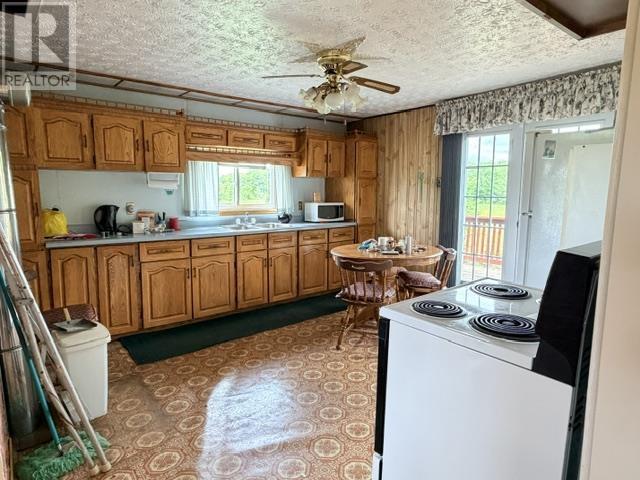619 Granary Lake Rd, Blind River, Ontario  P0R 1B0 - Photo 10 - SM261471
