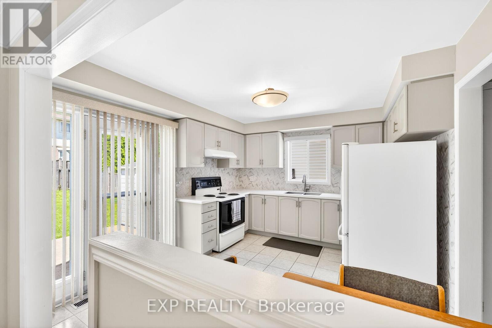 45 Ossington Drive, Hamilton, Ontario L8W 3S4 - Photo 7 - X13453744