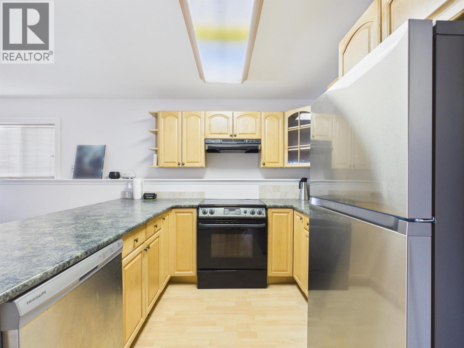 3032 Maplewood Court, Coquitlam, British Columbia  V3E 3P3 - Photo 29 - R3136811