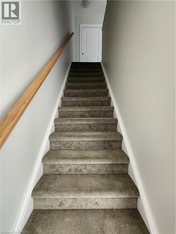 118 Seabrook Drive, Kitchener, Ontario  N2R 1Y1 - Photo 4 - 40840569