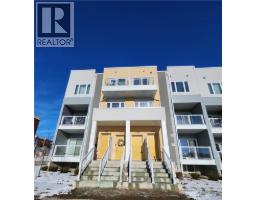 118 SEABROOK Drive, Kitchener, Ontario
