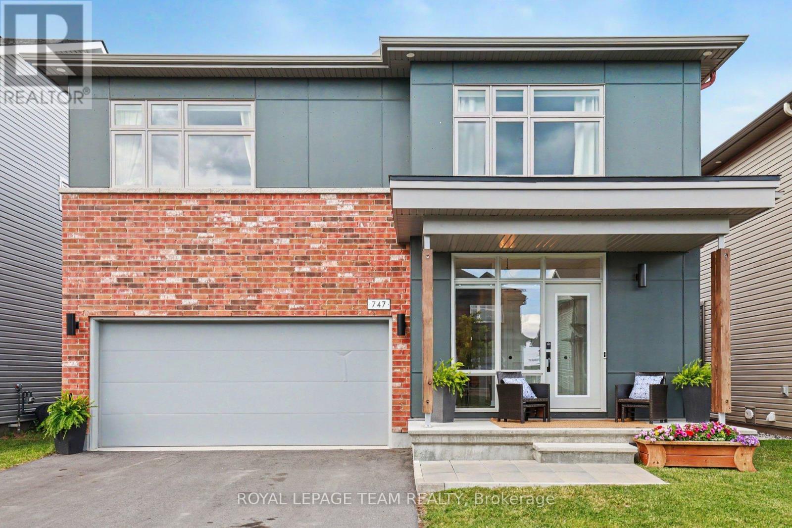 747 PETANQUE CRESCENT, Ottawa, Ontario