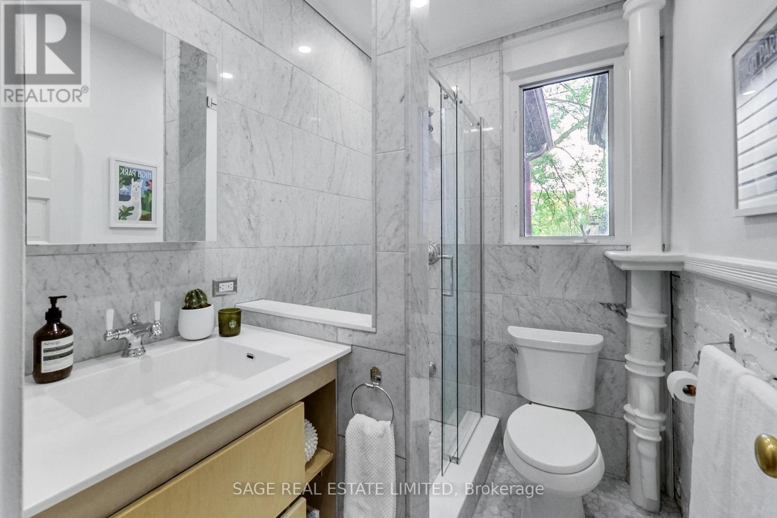 75 Fuller Avenue, Toronto, Ontario M6R 2C4 - Photo 21 - W13450956