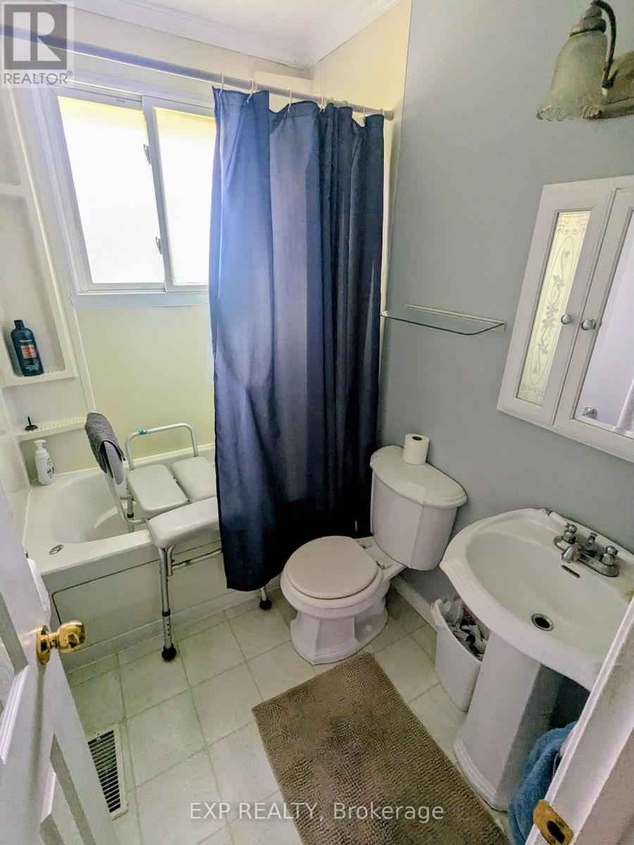 673 Winston Road, Grimsby, Ontario  L3M 4E8 - Photo 11 - X13453808