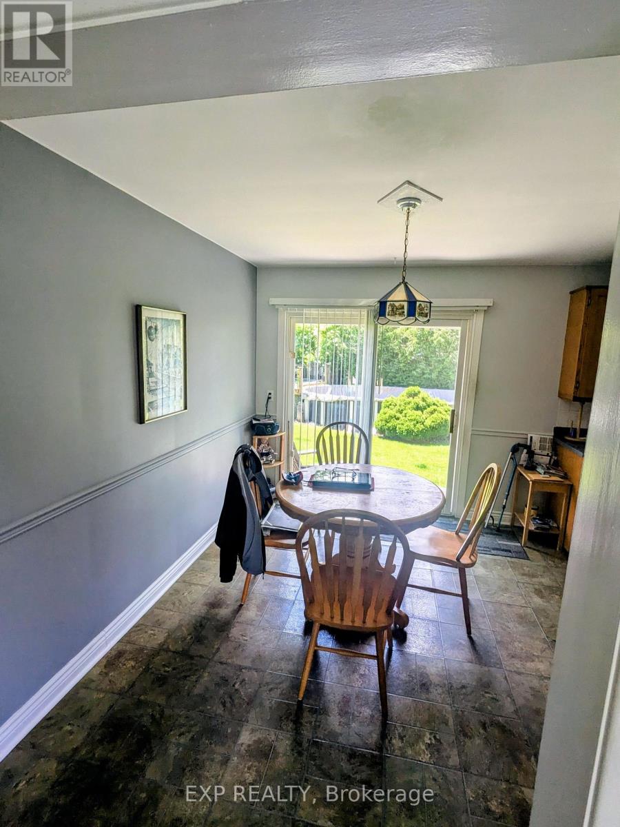 673 Winston Road, Grimsby, Ontario  L3M 4E8 - Photo 6 - X13453808