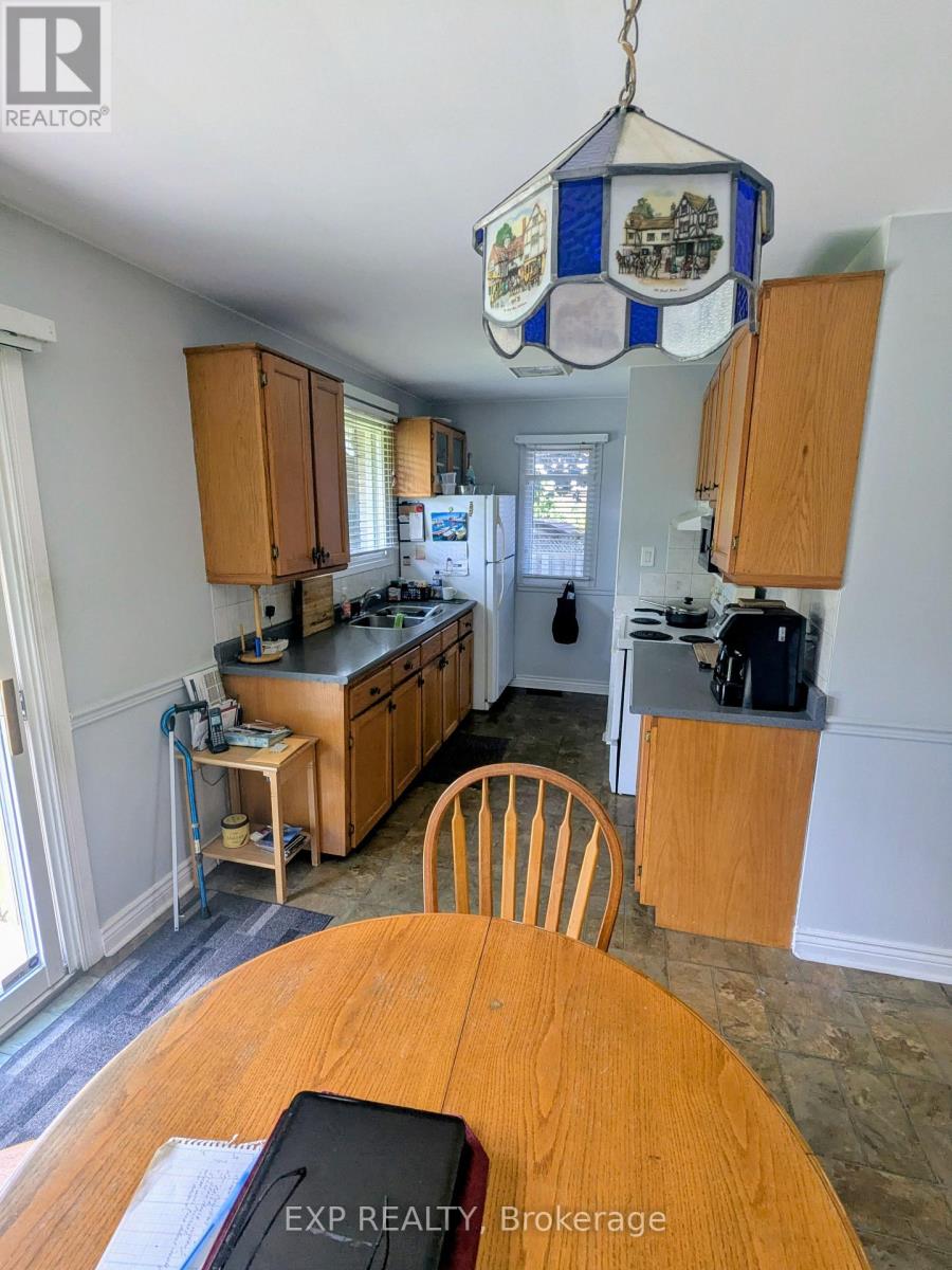673 Winston Road, Grimsby, Ontario  L3M 4E8 - Photo 7 - X13453808