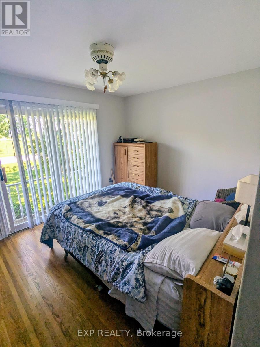 673 Winston Road, Grimsby, Ontario  L3M 4E8 - Photo 8 - X13453808
