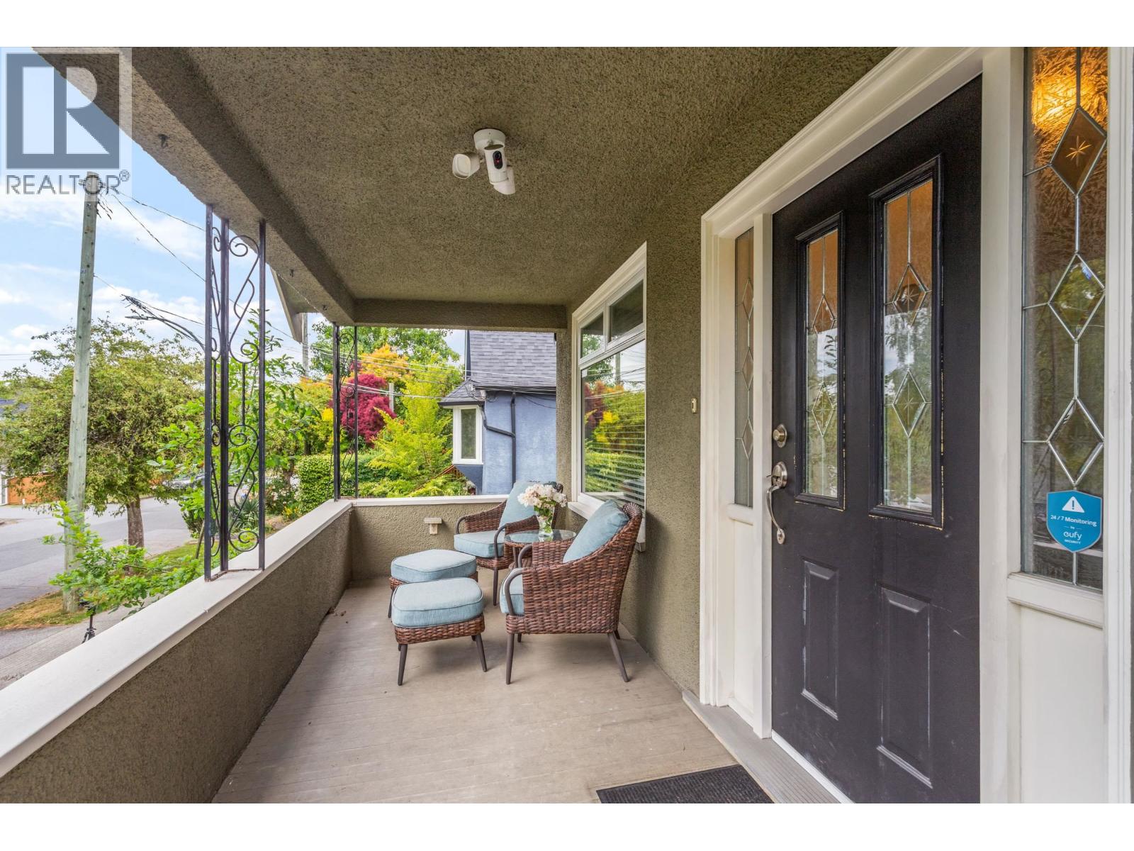 4072 Ontario Street, Vancouver, British Columbia  V5V 3G5 - Photo 2 - R3136853