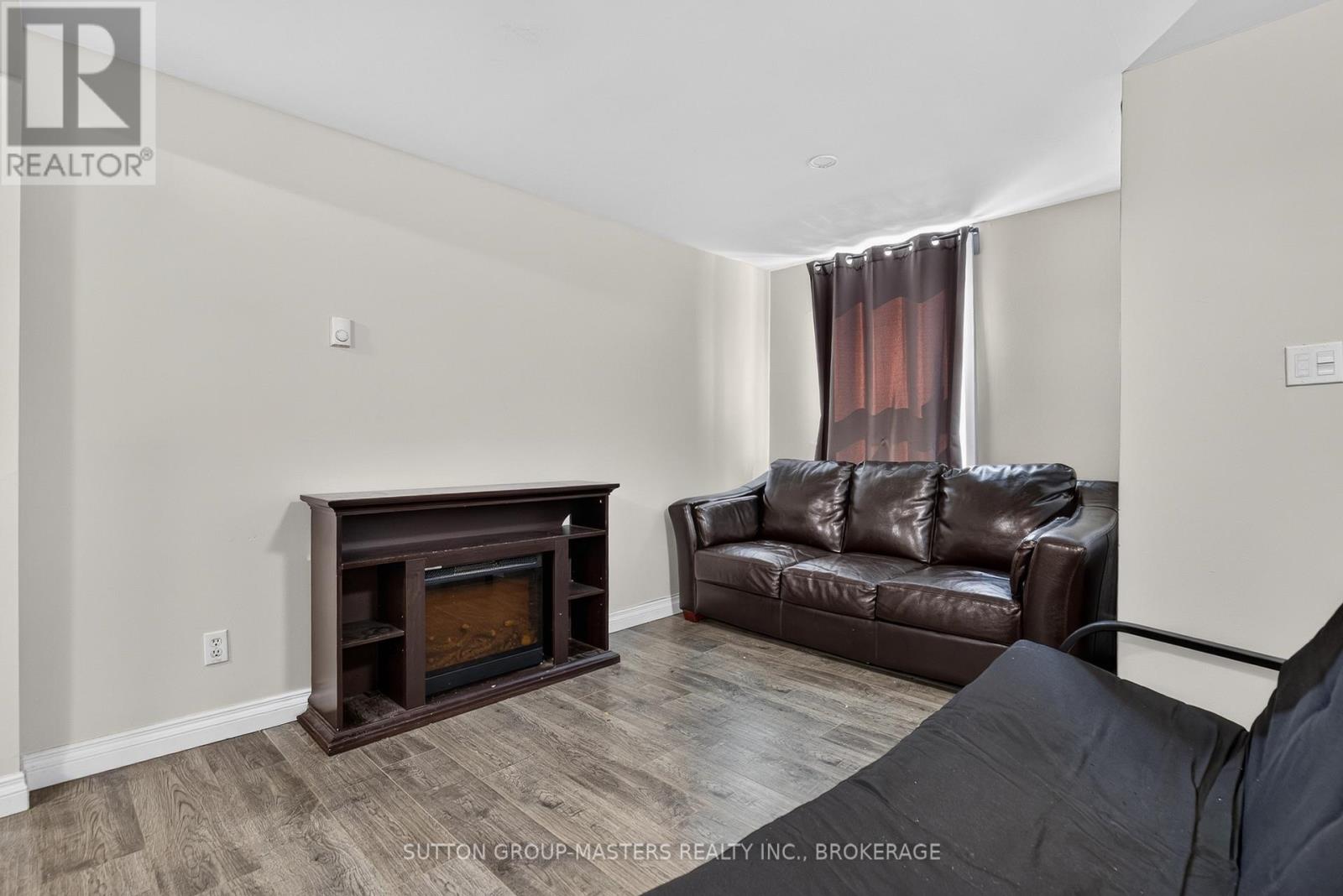 380 Barrie Street, Kingston, Ontario K7K 3T4 - Photo 5 - X13427182