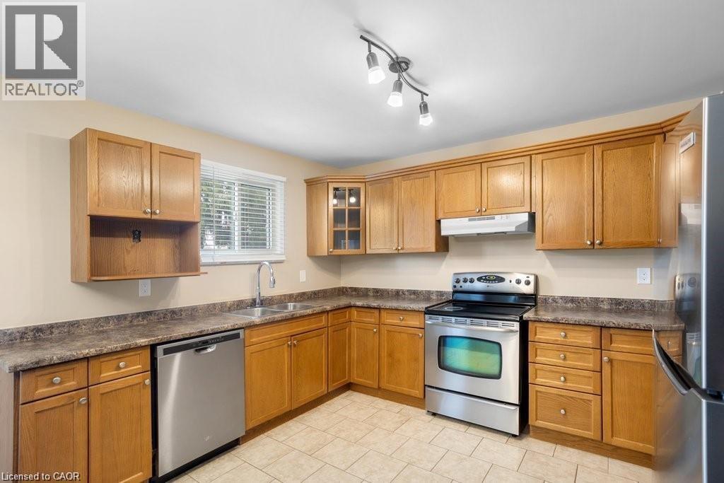 462 Springbank Avenue N Unit# 4, Woodstock, Ontario  N4T 1K5 - Photo 6 - 40840138