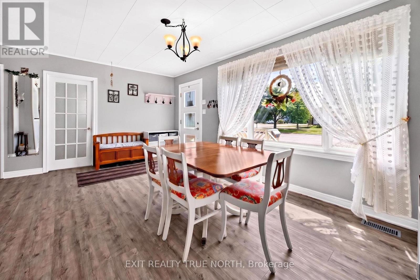 320 Yonge Street, Midland, Ontario  L4R 2B3 - Photo 4 - S13453818
