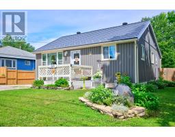 320 YONGE STREET, Midland, Ontario