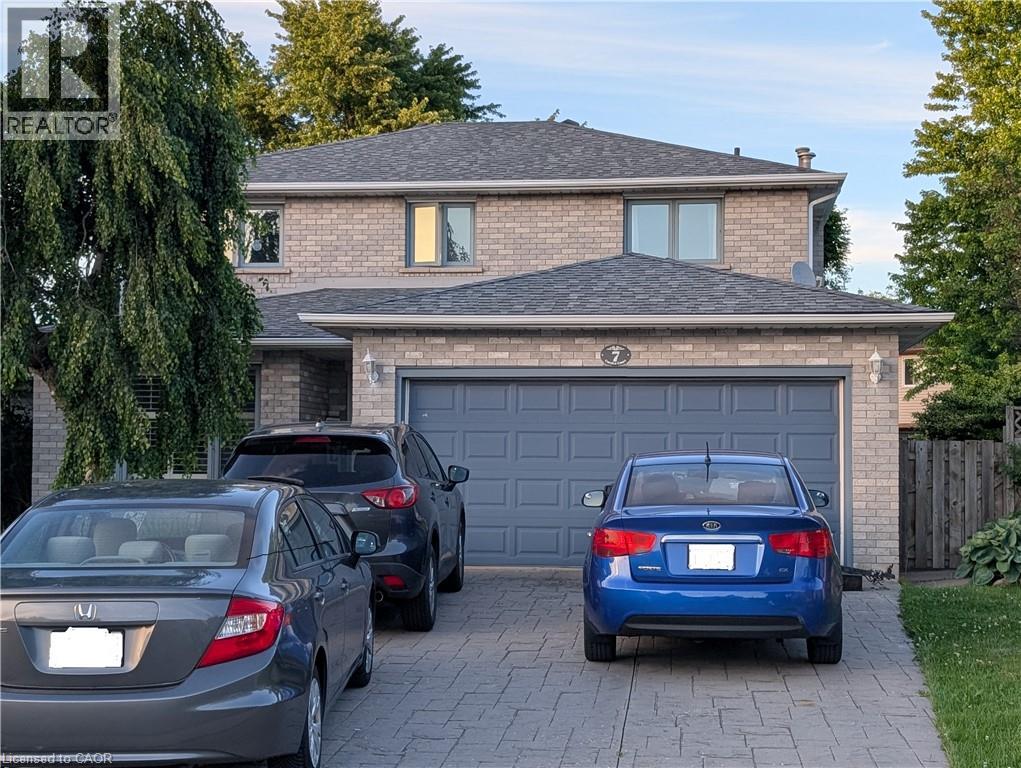 7 CORSICA Court, Hamilton, Ontario
