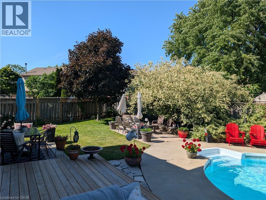 7 Corsica Court, Hamilton, Ontario  L9B 2E2 - Photo 4 - 40840467
