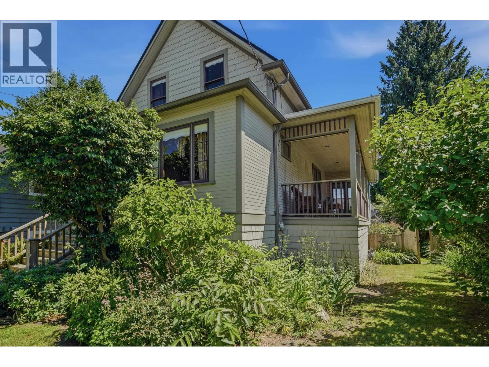 1010 LONDON STREET, new westminster, British Columbia