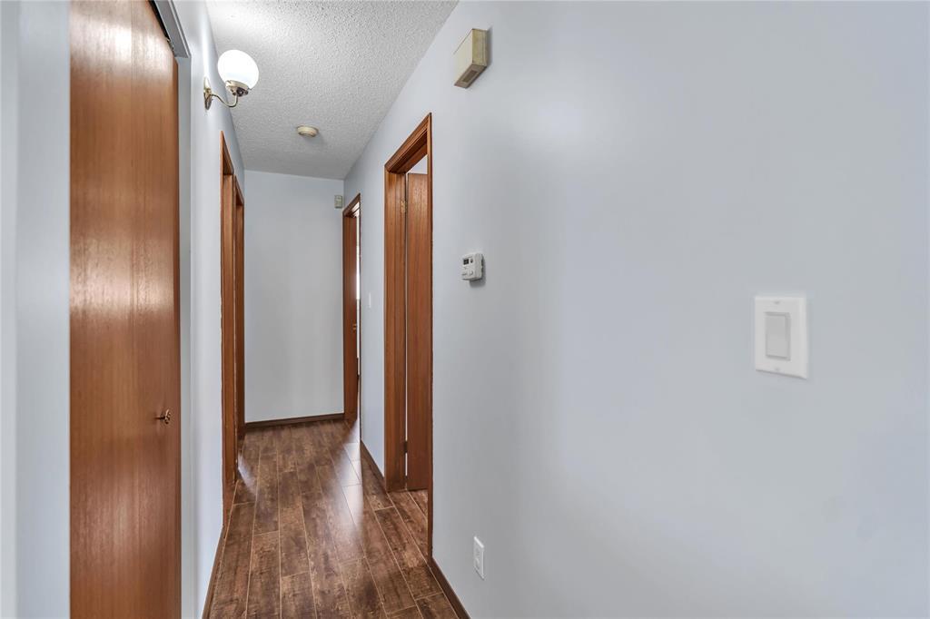 2456 Burrows Avenue, Winnipeg, Manitoba  R2R 2N1 - Photo 11 - 202614059