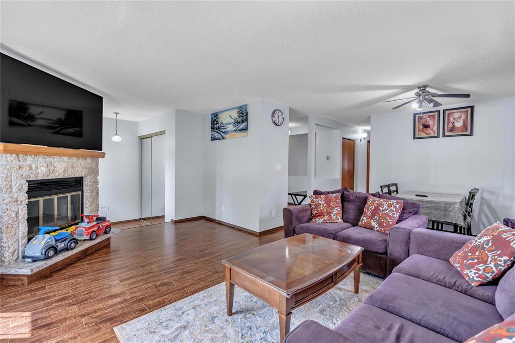 2456 Burrows Avenue, Winnipeg, Manitoba  R2R 2N1 - Photo 5 - 202614059