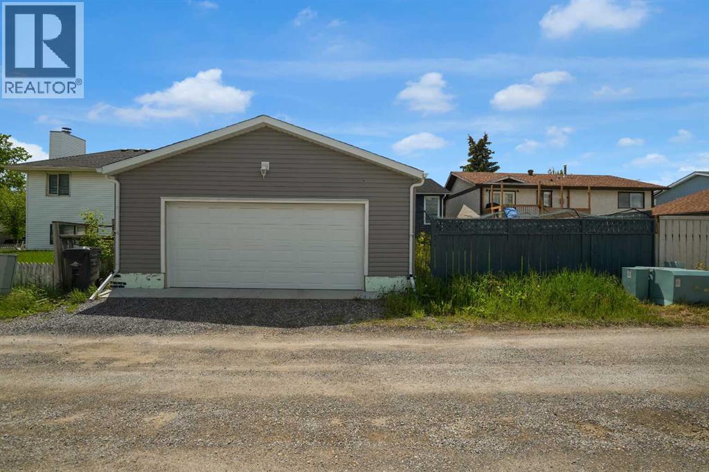 1312 10 Avenue Se, High River, Alberta  T1V 1L4 - Photo 40 - A2294193