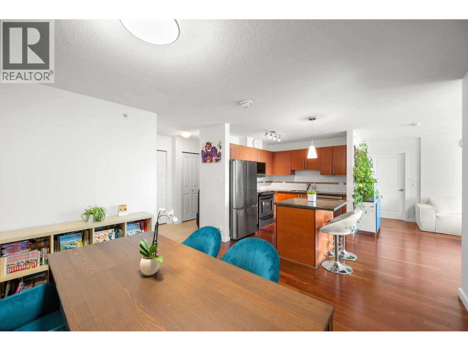 1801 5611 Goring Street, Burnaby, British Columbia  V5B 0A3 - Photo 11 - R3136155