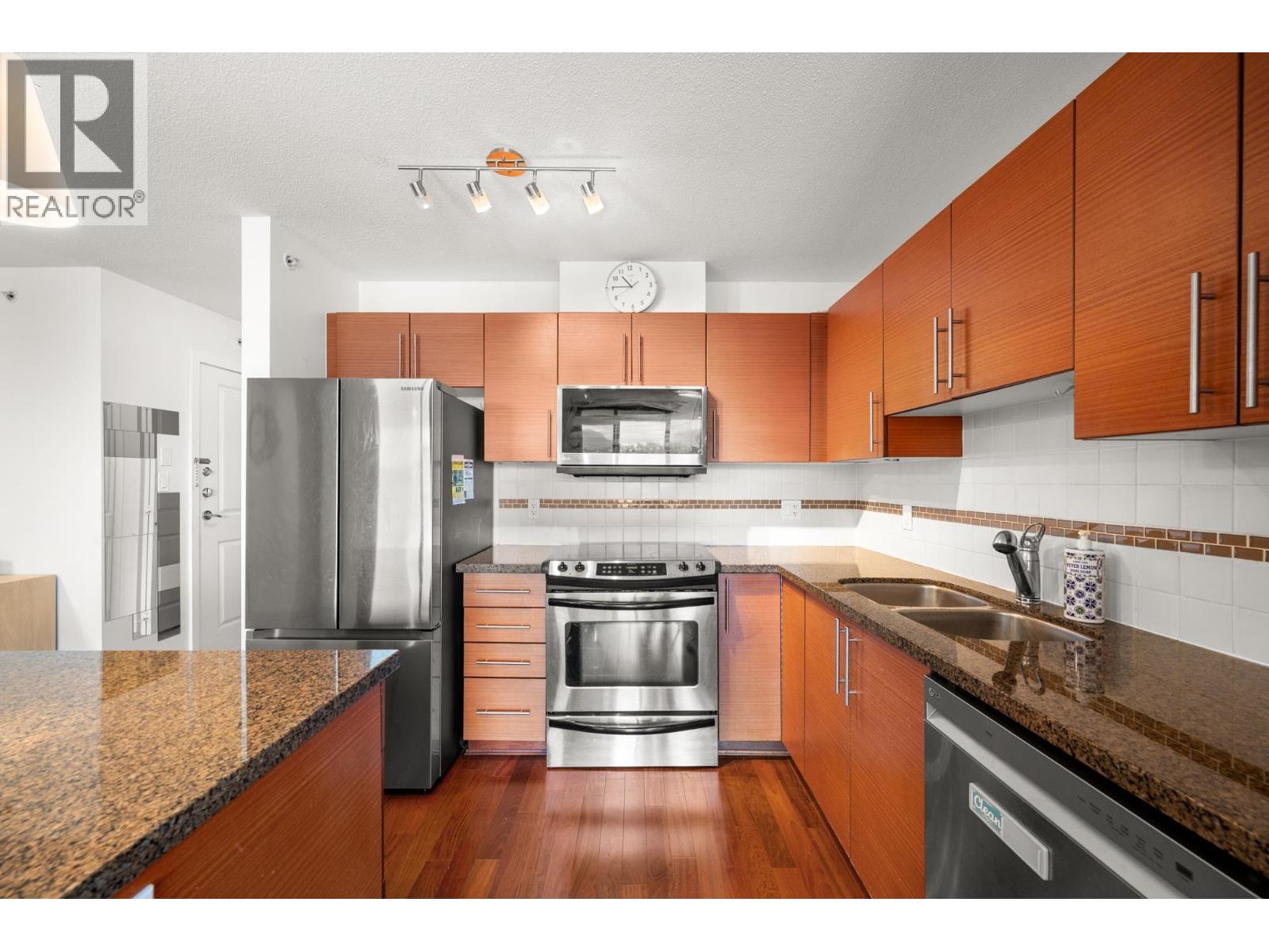 1801 5611 Goring Street, Burnaby, British Columbia  V5B 0A3 - Photo 9 - R3136155