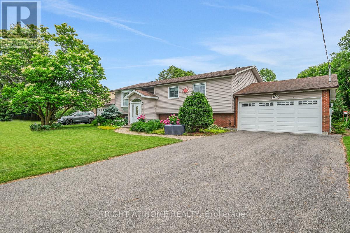 300 MAPLE STREET, Russell, Ontario