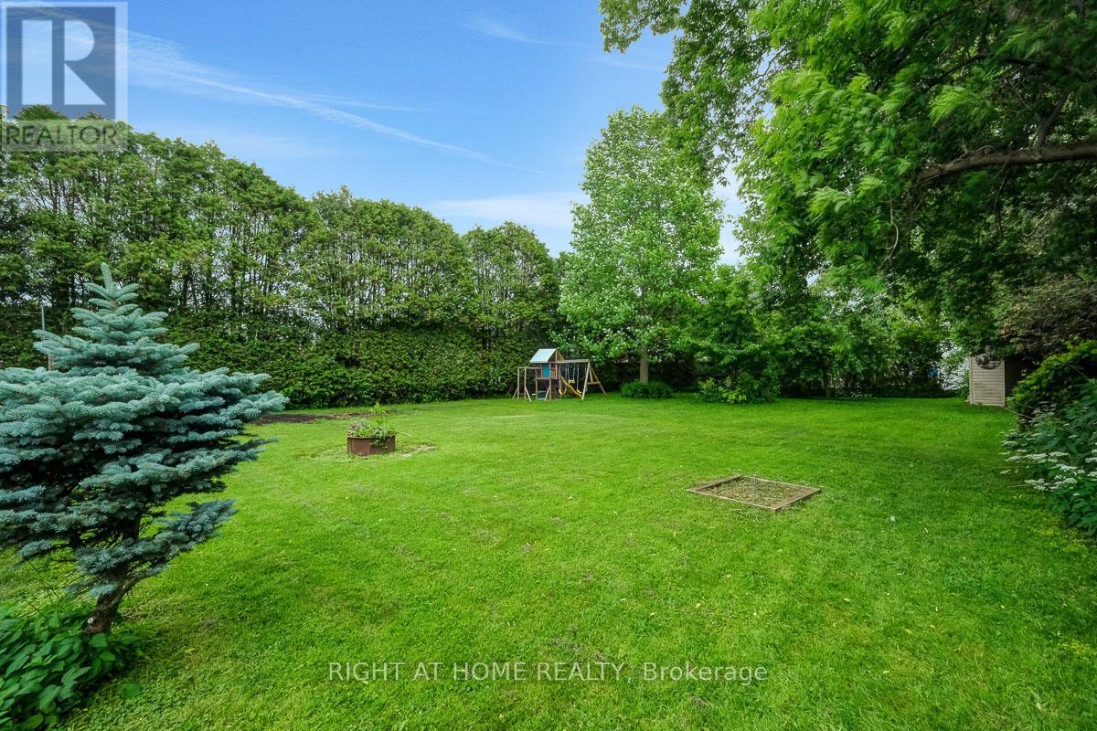 300 Maple Street, Russell, Ontario  K4R 1B4 - Photo 36 - X13453828