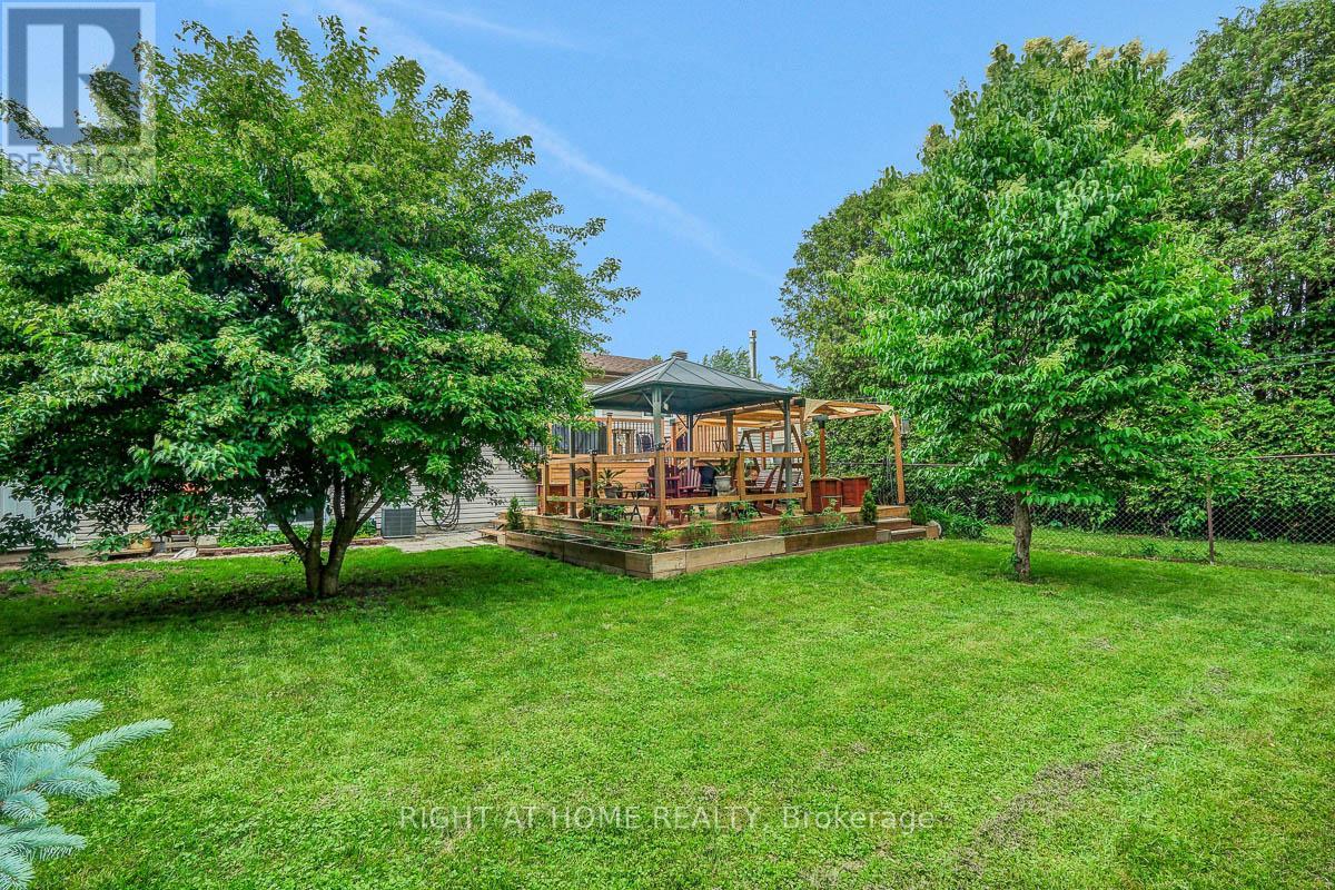 300 Maple Street, Russell, Ontario  K4R 1B4 - Photo 42 - X13453828