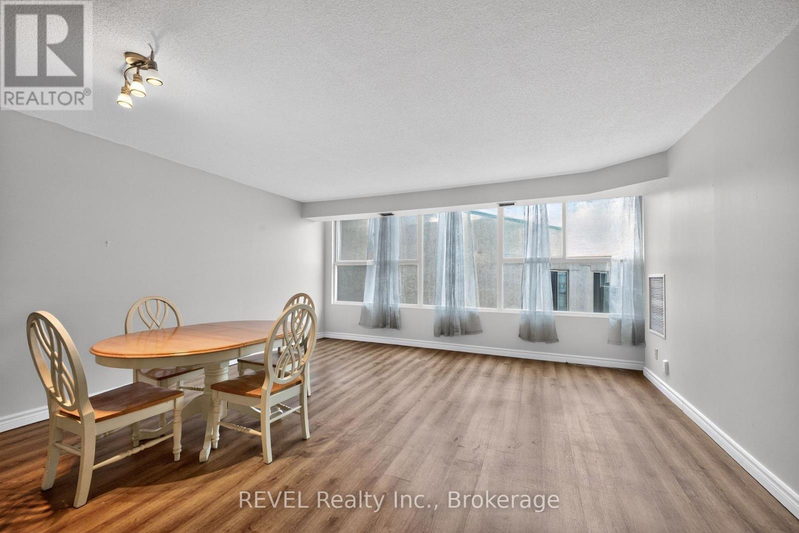 207 - 7 Gale Crescent, St. Catharines, Ontario L2R 7M8 - Photo 12 - X13453838
