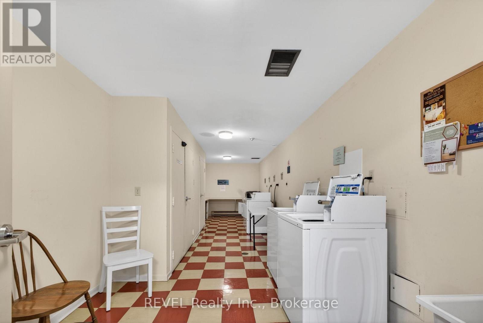 207 - 7 Gale Crescent, St. Catharines, Ontario L2R 7M8 - Photo 27 - X13453838