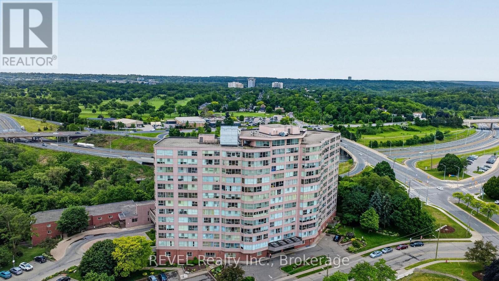 207 - 7 Gale Crescent, St. Catharines, Ontario L2R 7M8 - Photo 5 - X13453838