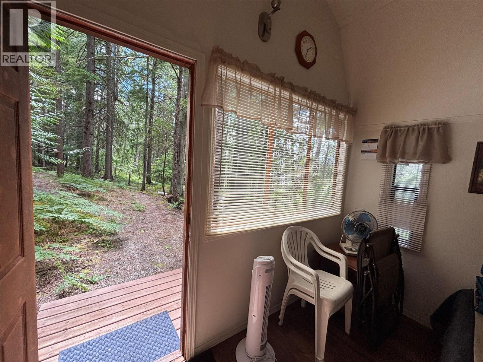 100 Dolly Varden Road Lot# 12, Mabel Lake, British Columbia  V0E 1V5 - Photo 18 - 10391615