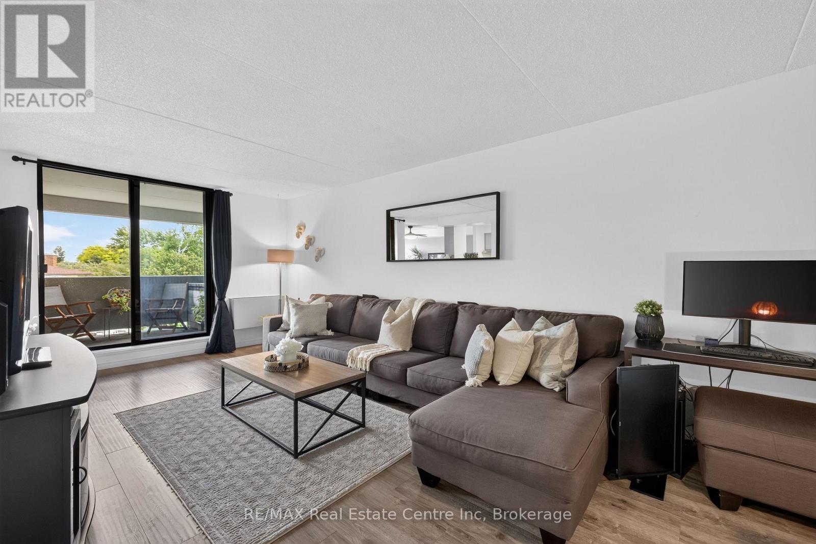 218 - 65 Silvercreek Parkway N, Guelph, Ontario  N1H 7R9 - Photo 12 - X13453832
