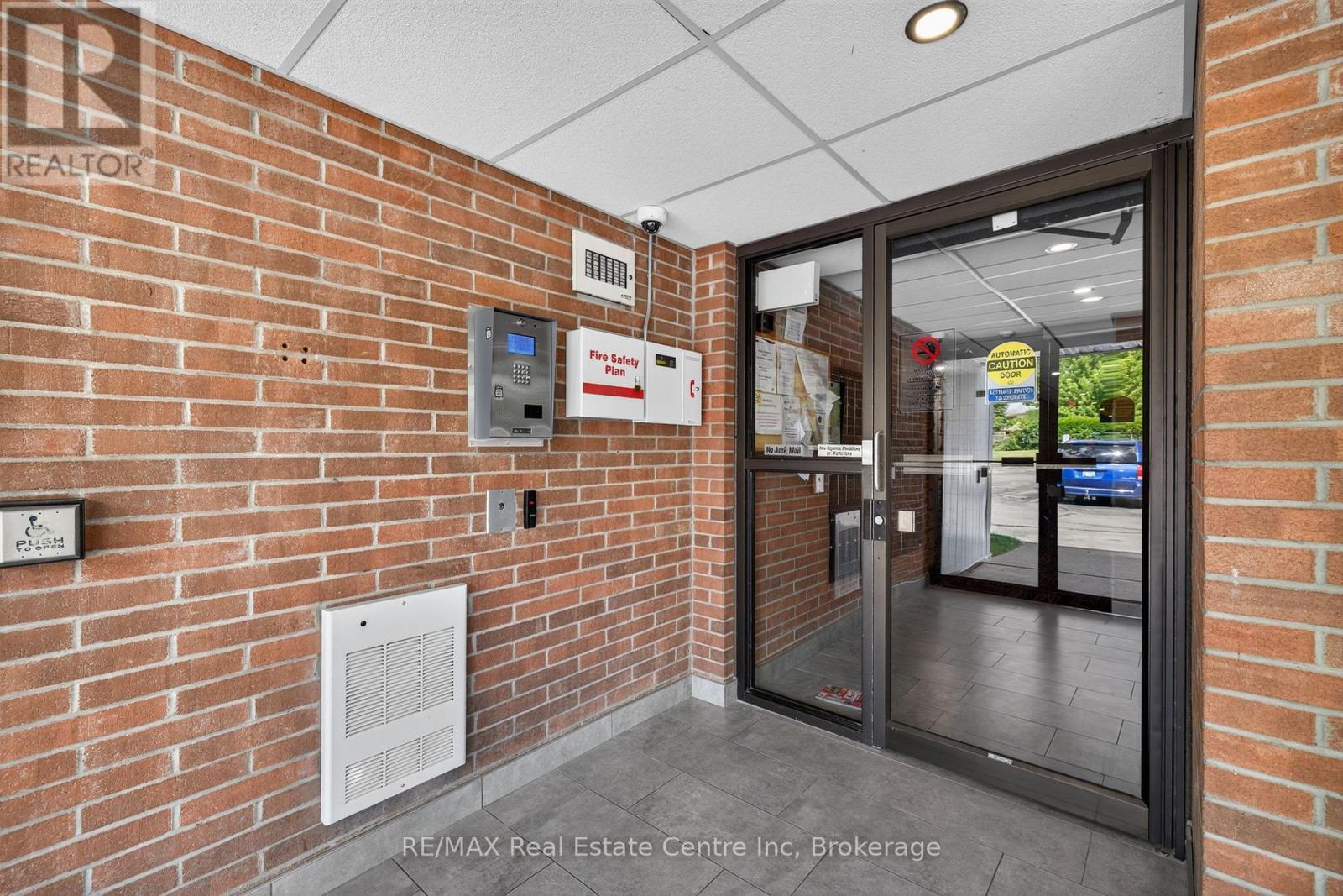 218 - 65 Silvercreek Parkway N, Guelph, Ontario  N1H 7R9 - Photo 5 - X13453832