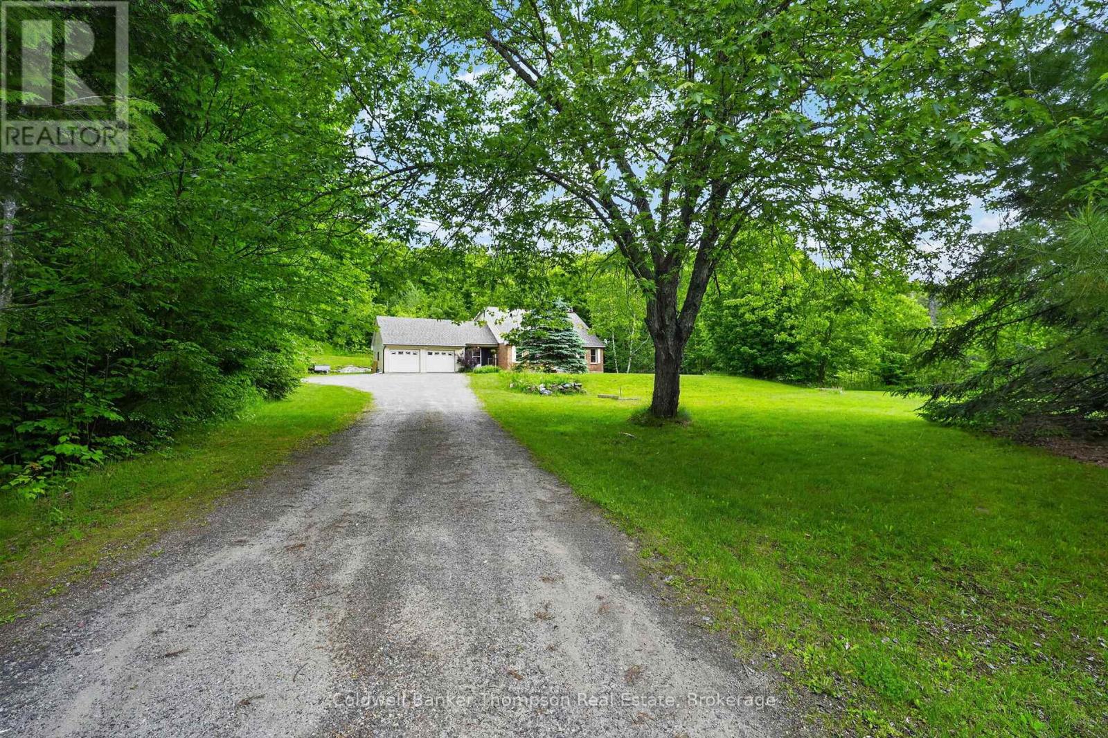 1864 Brunel Road, Huntsville, Ontario  P1H 2J3 - Photo 2 - X13453908