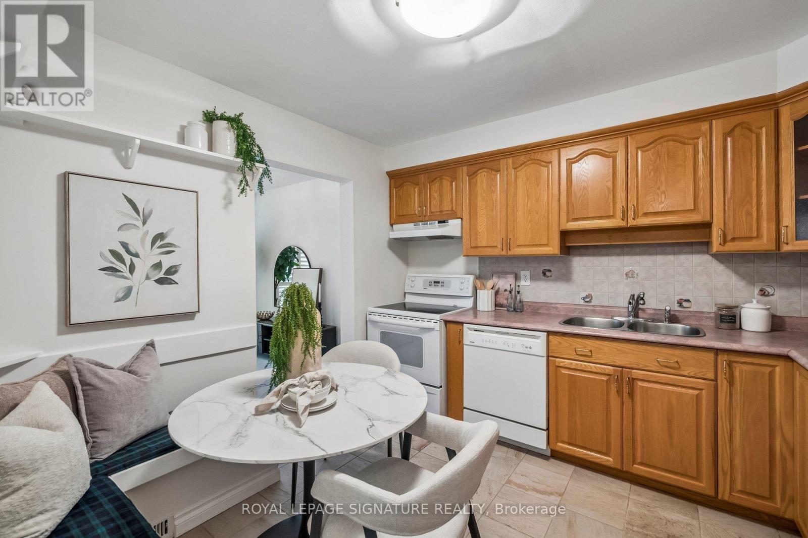 13 - 5 Michael Boulevard, Whitby, Ontario L1N 5P4 - Photo 17 - E13453888
