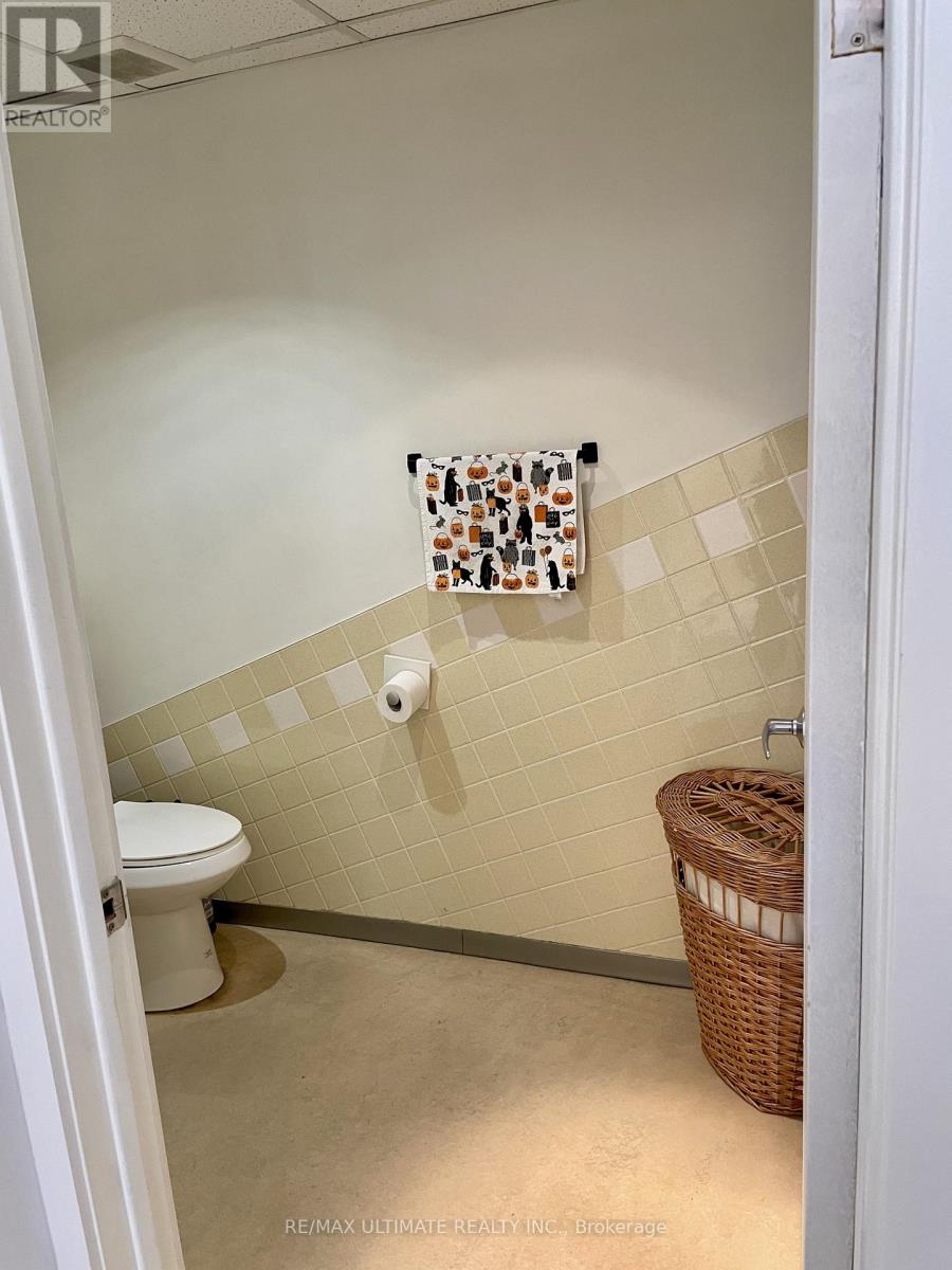 2nd Floor - 238 Broadview Avenue, Toronto, Ontario  M4M 2G6 - Photo 13 - E13453896