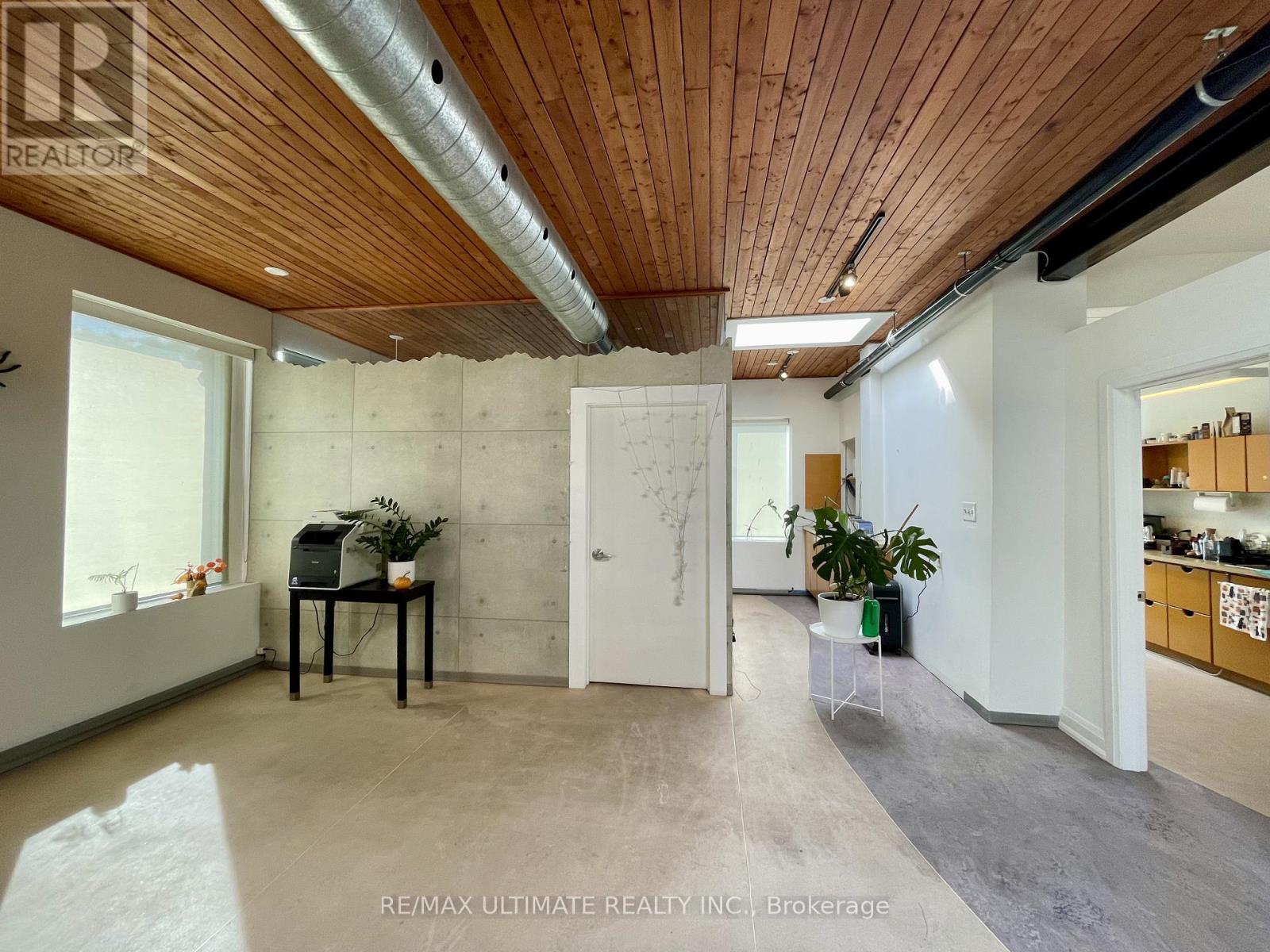 2nd Floor - 238 Broadview Avenue, Toronto, Ontario  M4M 2G6 - Photo 3 - E13453896
