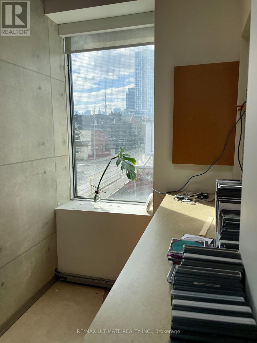 2nd Floor - 238 Broadview Avenue, Toronto, Ontario  M4M 2G6 - Photo 4 - E13453896
