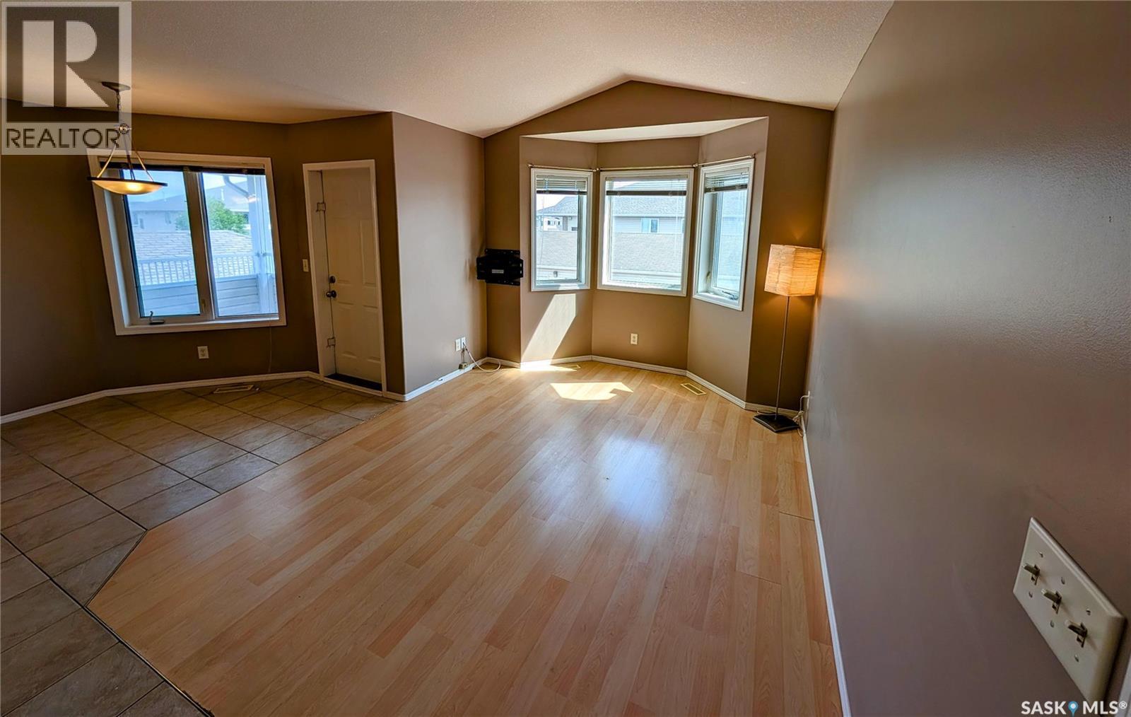 4068 Buckingham Drive E, Regina, Saskatchewan S4V 3A9 - Photo 5 - SK039543