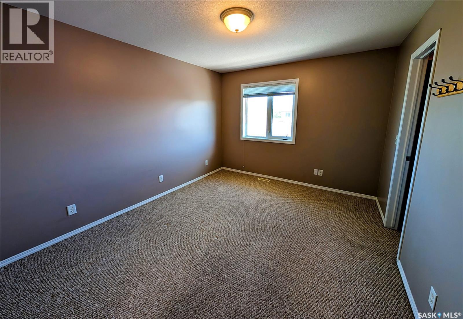 4068 Buckingham Drive E, Regina, Saskatchewan S4V 3A9 - Photo 9 - SK039543
